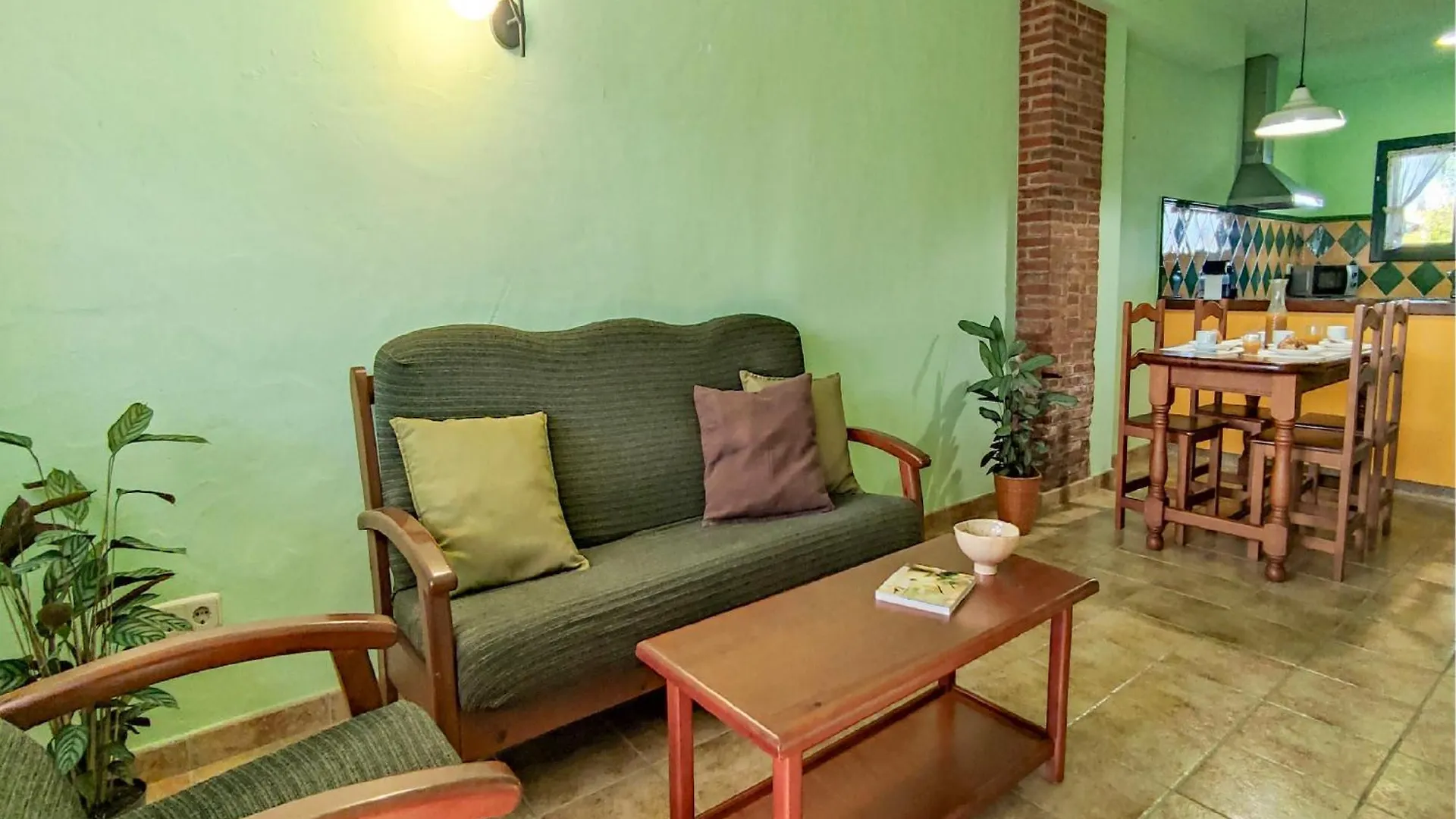 Can Pujol - Casa Rural 16-20 Personas Serra de Daro 0*,  Spain